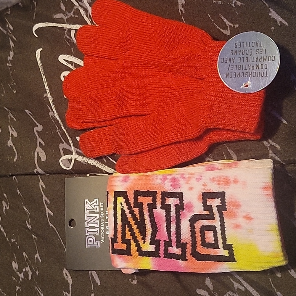 Victoria secret socks and gloves set